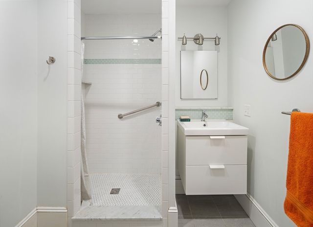 9 Sanborn Ave, Somerville, MA 02143