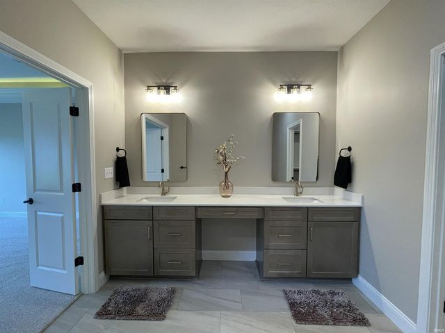 905 Ravenstone Drive, Lafayette, IN 47909