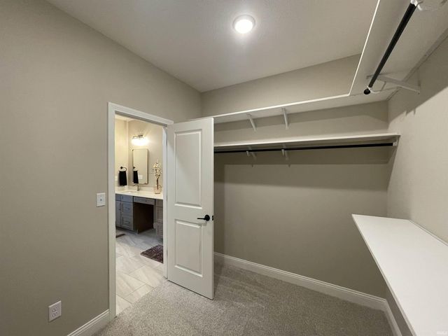 905 Ravenstone Drive, Lafayette, IN 47909