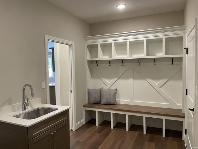 905 Ravenstone Drive, Lafayette, IN 47909