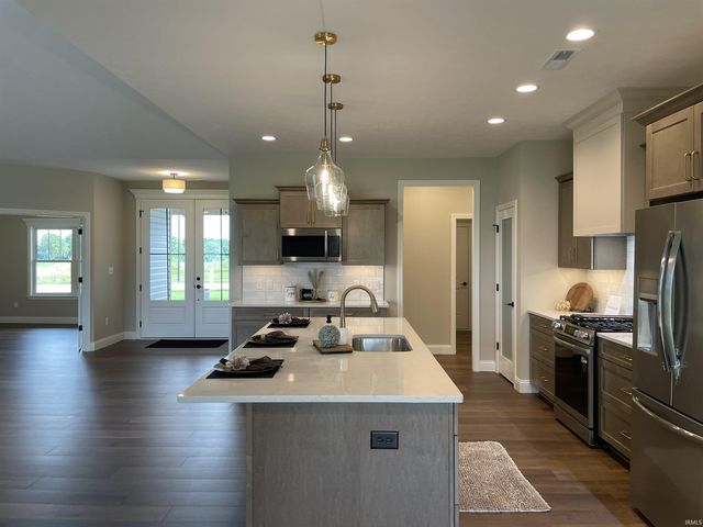 905 Ravenstone Drive, Lafayette, IN 47909