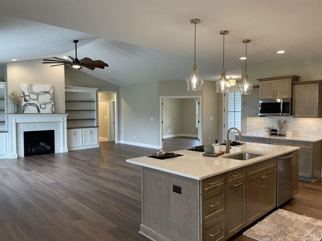 905 Ravenstone Drive, Lafayette, IN 47909