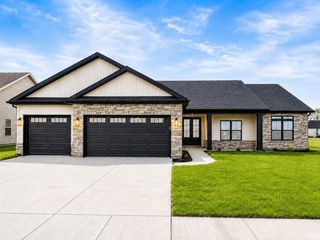 905 Ravenstone Drive, Lafayette, IN 47909