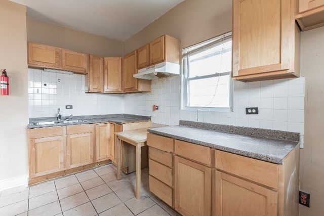 6955 S Honore Street, Chicago, IL 60636