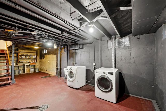 2638 East Lawn Court, Madison, WI 53704