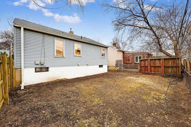 2638 East Lawn Court, Madison, WI 53704