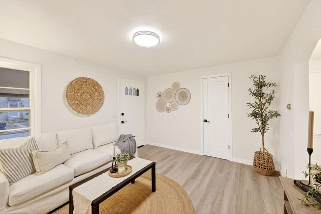 2638 East Lawn Court, Madison, WI 53704