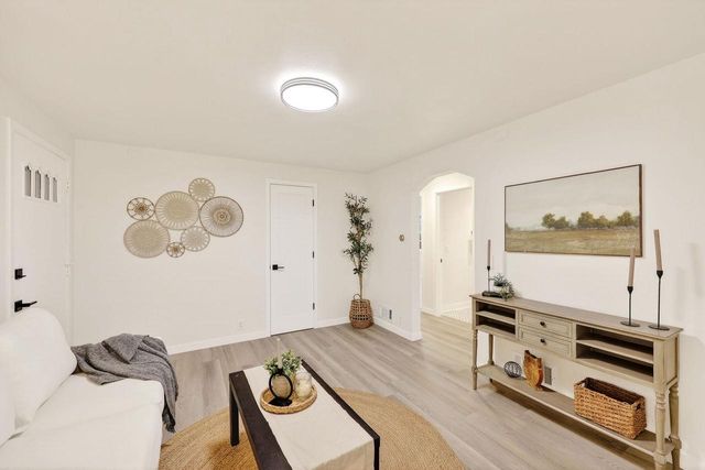 2638 East Lawn Court, Madison, WI 53704