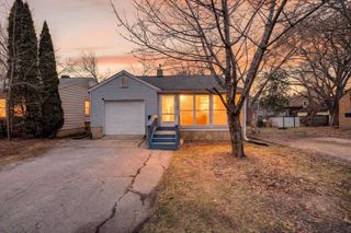 2638 East Lawn Court, Madison, WI 53704