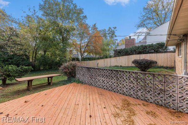 1360 Puritan Avenue, Birmingham, MI 48009