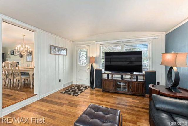 1360 Puritan Avenue, Birmingham, MI 48009