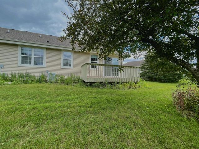2949 Clearwater LANE, Waukesha, WI 53189