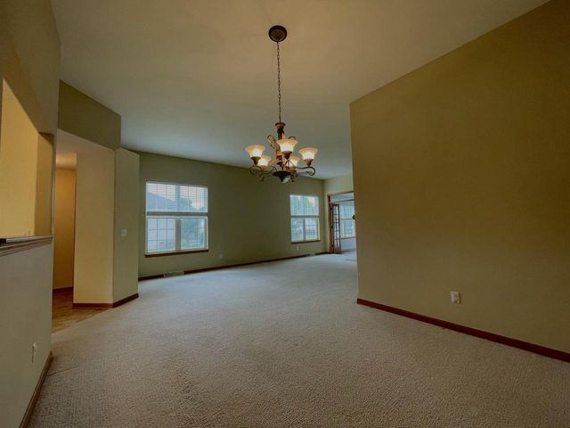 2949 Clearwater LANE, Waukesha, WI 53189