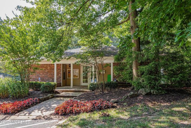 124 Secretariat Court, Tinton Falls, NJ 07724