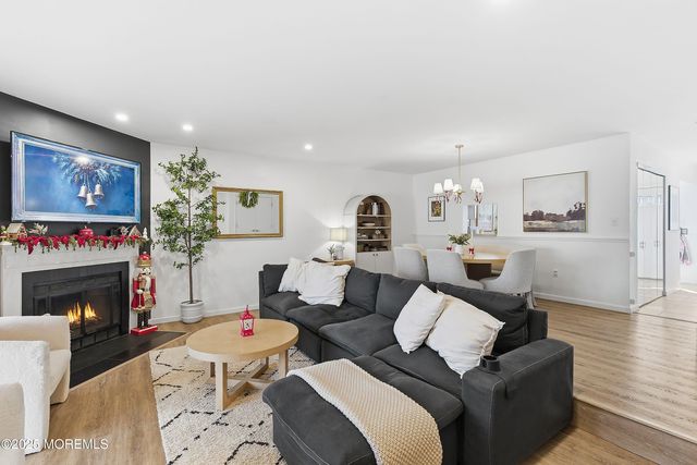 124 Secretariat Court, Tinton Falls, NJ 07724