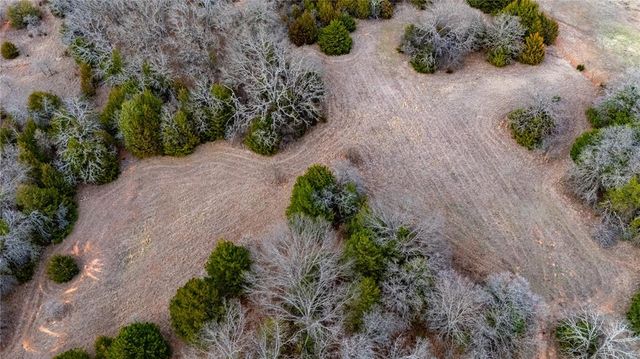 16303 E Rock Creek Road, Norman, OK 73026