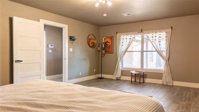 16303 E Rock Creek Road, Norman, OK 73026