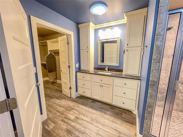 16303 E Rock Creek Road, Norman, OK 73026