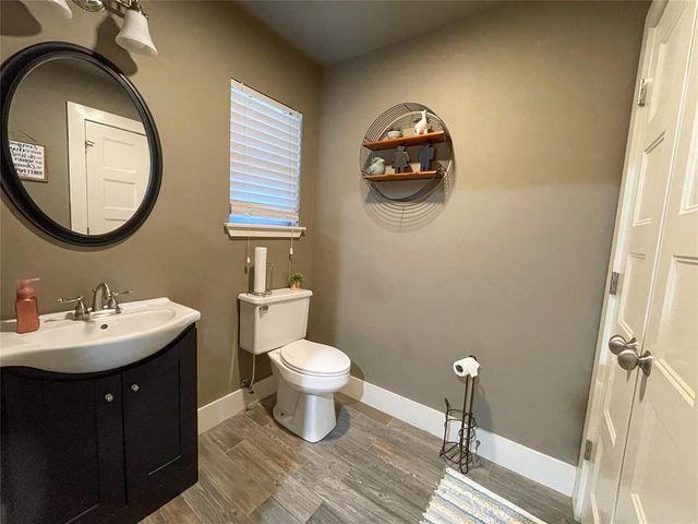 16303 E Rock Creek Road, Norman, OK 73026