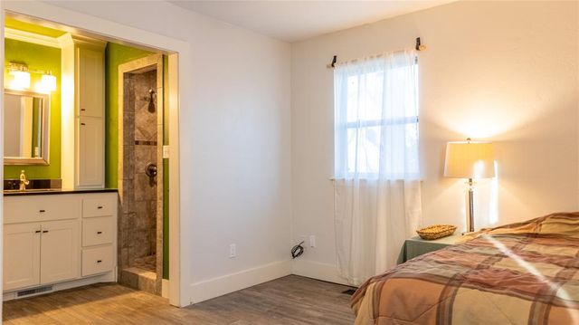 16303 E Rock Creek Road, Norman, OK 73026