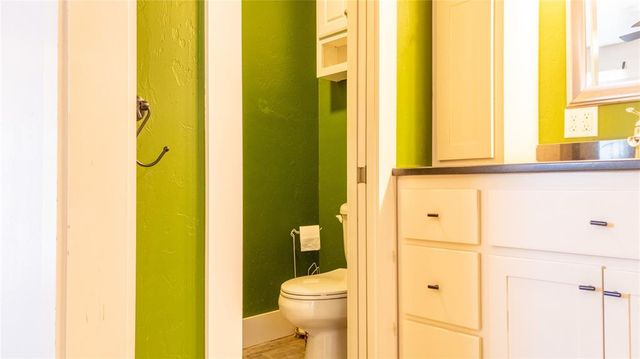 16303 E Rock Creek Road, Norman, OK 73026