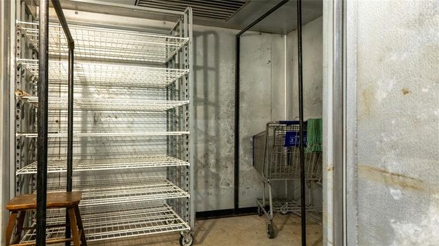 16303 E Rock Creek Road, Norman, OK 73026