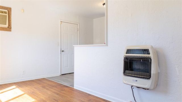 16303 E Rock Creek Road, Norman, OK 73026