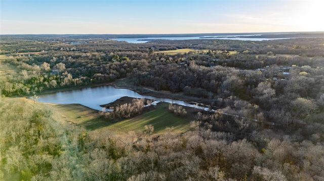 16303 E Rock Creek Road, Norman, OK 73026