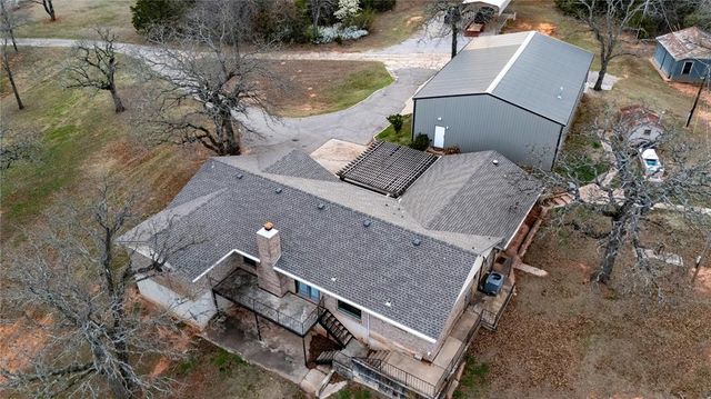 16303 E Rock Creek Road, Norman, OK 73026