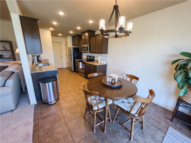 401 Worchester, Siloam Springs, AR 72761