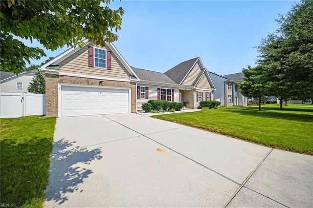 2448 Orchard Hill LN, Virginia Beach, VA 23456