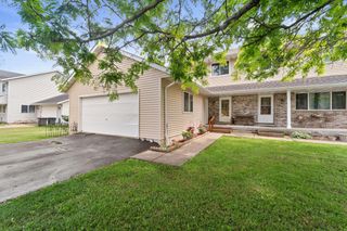 7133 Ashwood LANE, Waterford, WI 53185