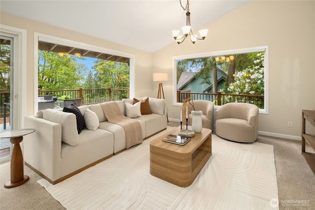 17707 SE 60th Street, Bellevue, WA 98006