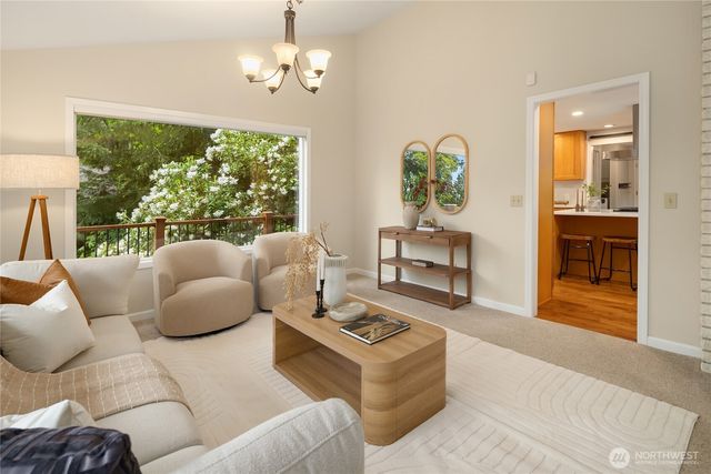 17707 SE 60th Street, Bellevue, WA 98006