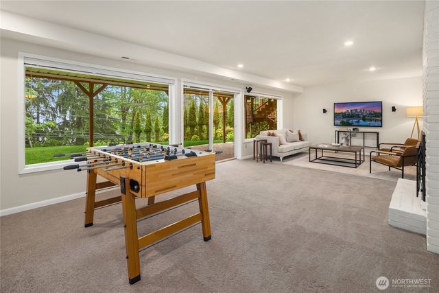 17707 SE 60th Street, Bellevue, WA 98006