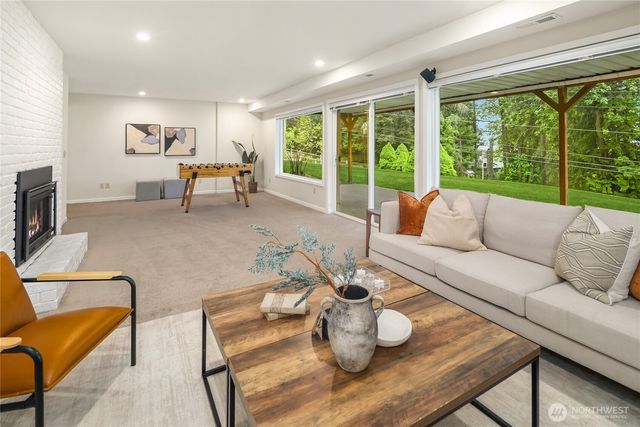 17707 SE 60th Street, Bellevue, WA 98006