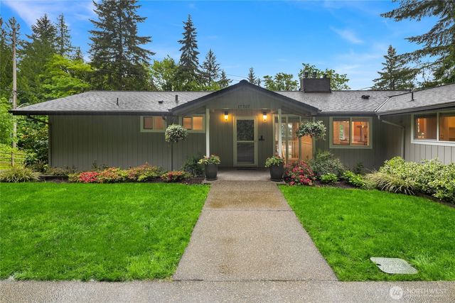 17707 SE 60th Street, Bellevue, WA 98006