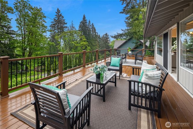 17707 SE 60th Street, Bellevue, WA 98006