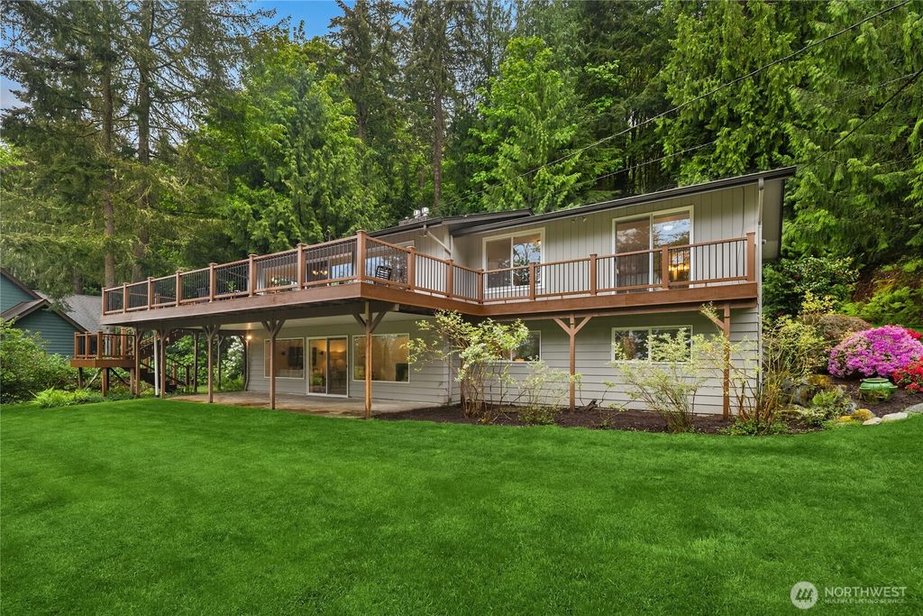 17707 SE 60th Street, Bellevue, WA 98006