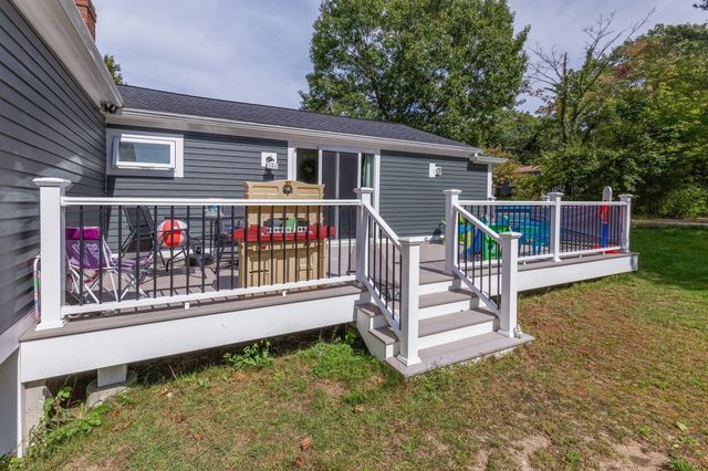 11 Madlyn St, Plymouth, MA 02360