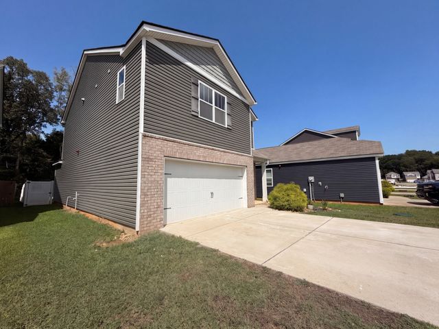 620 Spangler Ln, Ashland City, TN 37015
