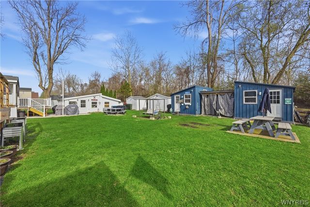 879 Triangle Drive, Hanover, NY 14081