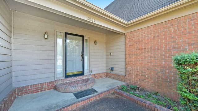 5084 AUTUMN MORNING LN, Memphis, TN 38125