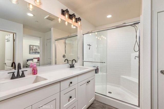 41976 Isadora 902, Murrieta, CA 92562