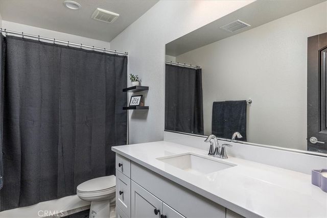 41976 Isadora 902, Murrieta, CA 92562