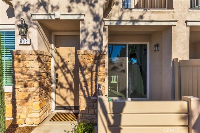 41976 Isadora 902, Murrieta, CA 92562