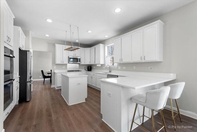 2431 Trailside Lane, Wauconda, IL 60084