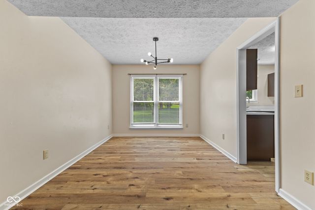12427 Doe Lane, Indianapolis, IN 46236