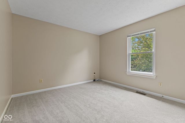 12427 Doe Lane, Indianapolis, IN 46236