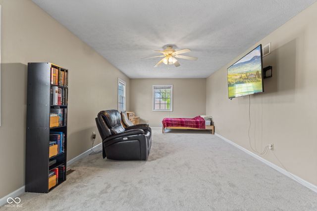 12427 Doe Lane, Indianapolis, IN 46236